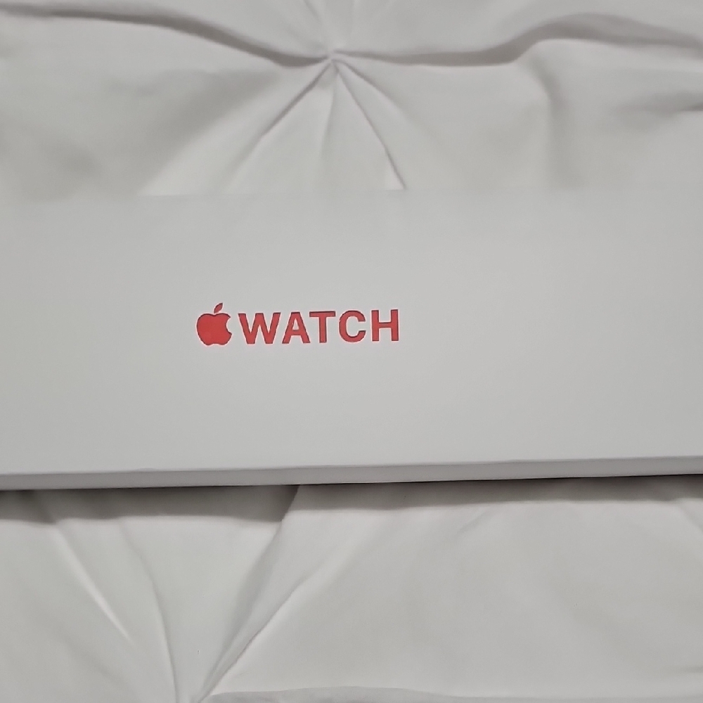 Apple Watch New In Box-Series 8 41mm (I Did Open To Power On)